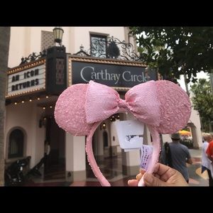 NEW Millennial Pink Minnie Mouse Ears